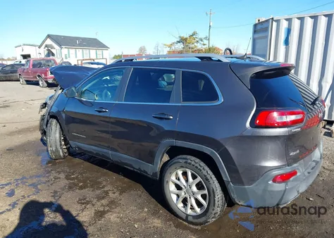 2016 Jeep Cherokee Latitude from USA, damaged, VIN 1C4PJMCS5GW283616